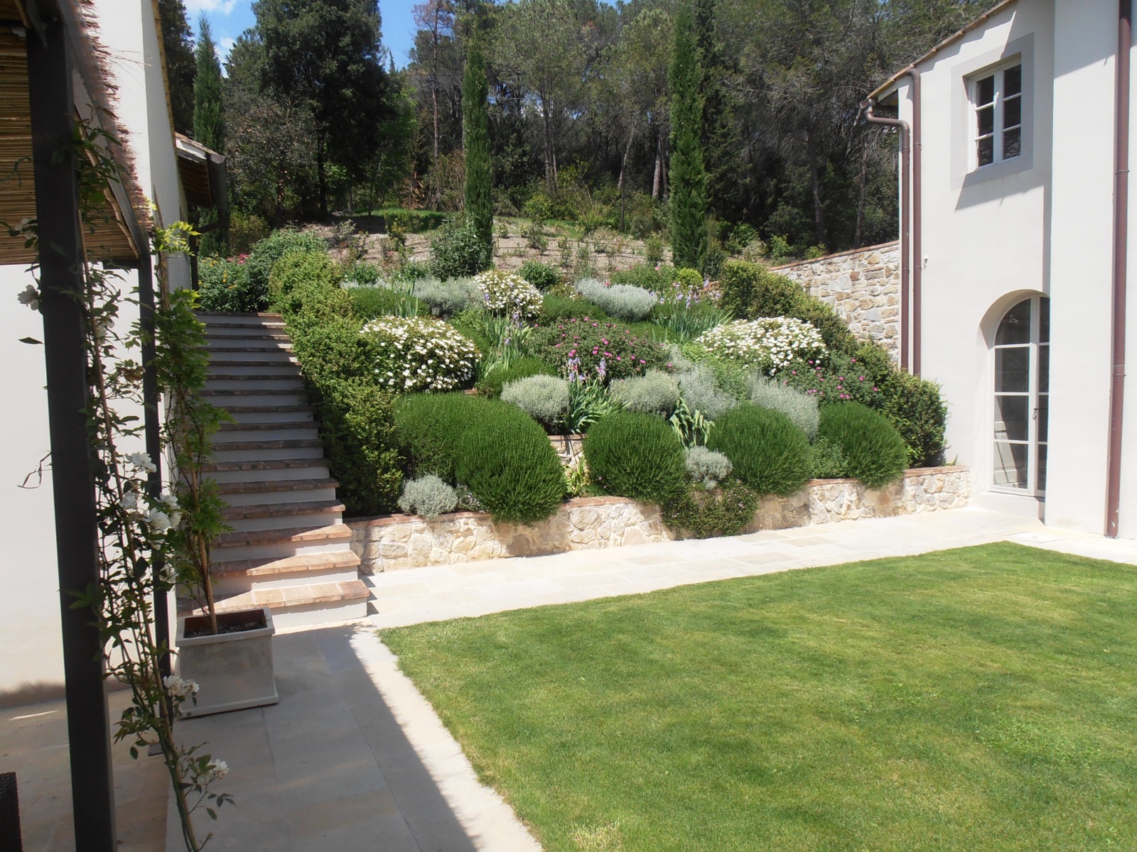 https://www.giardino.toscana.it/wp-content/uploads/2025/08/realizzaizone-giardini-3-.jpg